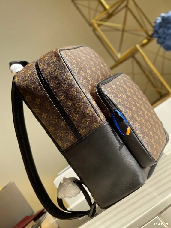 LOUIS DEAN VUITTON BACKPACK 0814